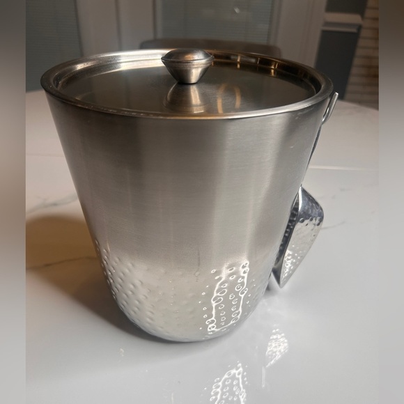 Hammered Metal Ice Bucket with Ice Scoop- Threshold - Picture 9 of 9